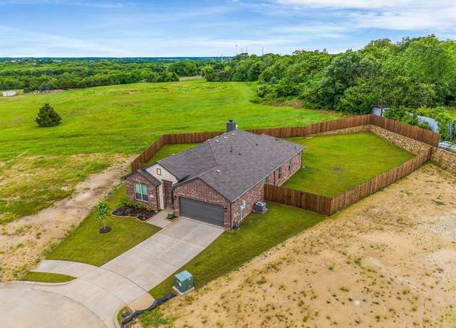 Property at 300 Heritage Grove Rd, Blue Ridge, TX 75424, 4 beds, 2 baths