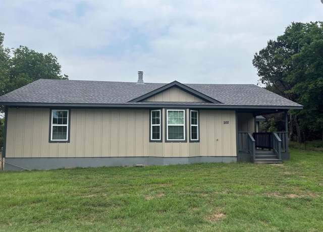 Property at 200 Waupoo Trl, Whitney, TX 76692, 3 beds, 2 baths