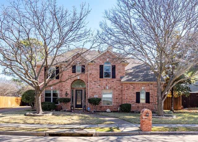 Property at 5800 Twain Dr, Flower Mound, TX 75028, 5 beds, 3.5 baths