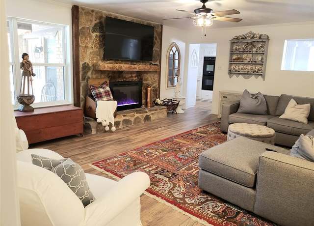 Property at 807 Holland Dr, Denison, TX 75020, 3 beds, 2 baths