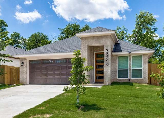Property at 3235 Pine St, Dallas, TX 75215, 4 beds, 2 baths