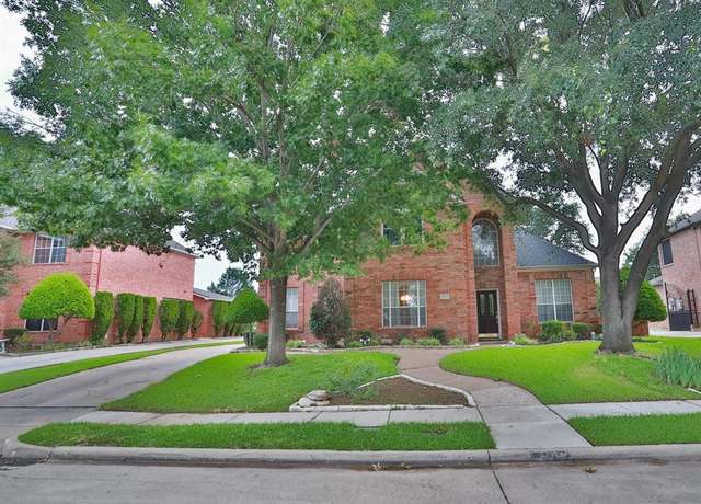 Property at 1408 Yellowstone Ln, Carrollton, TX 75006, 5 beds, 3 baths