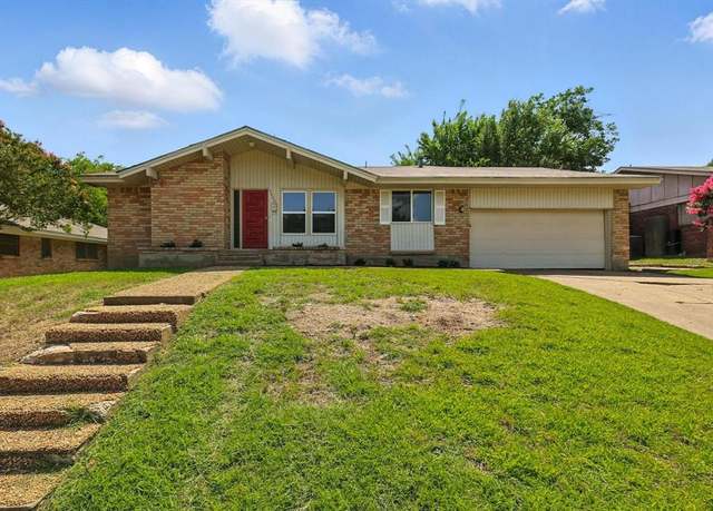 Property at 5460 Wedgmont Cir N, Fort Worth, TX 76133, 4 beds, 3 baths