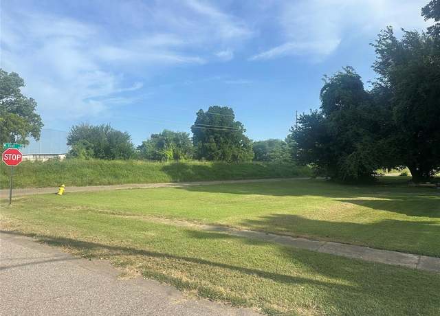 Property at 105 Adair St, Bossier City, LA 71111