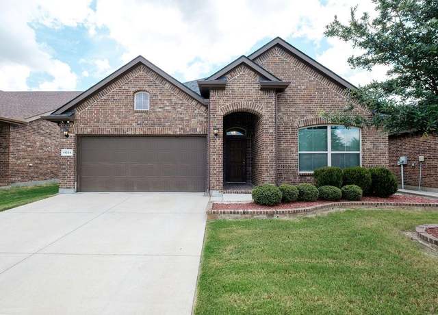 Property at 11324 Gold Canyon Dr, Fort Worth, TX 76052, 4 beds, 3 baths
