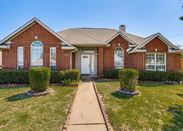 Property at 1202 Woodcrest Dr, Garland, TX 75040, 3 beds, 2 baths