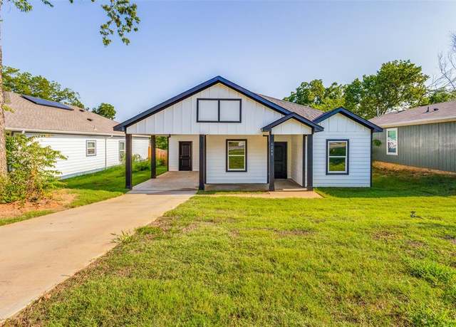 Property at 1209 W Johnson St, Denison, TX 75020, 4 beds, 2 baths