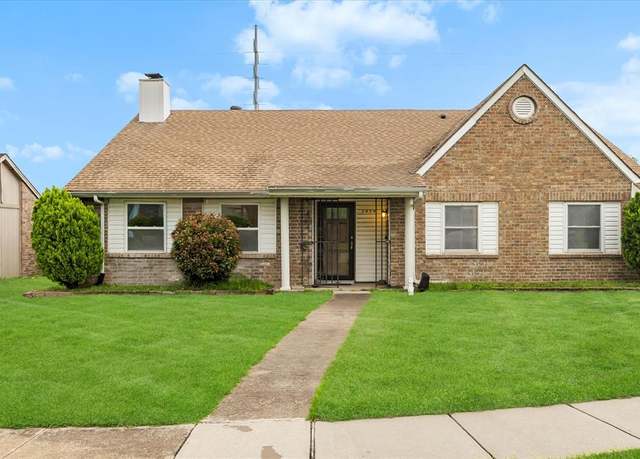 Property at 2430 Centennial Dr, Garland, TX 75042, 3 beds, 2 baths
