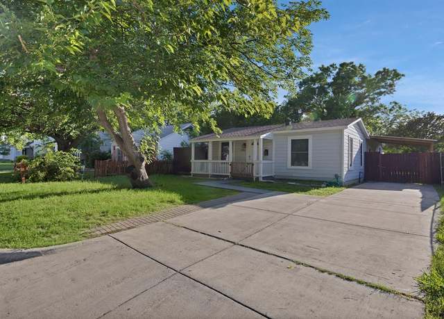 Property at 2916 Livingston Ave, Fort Worth, TX 76110, 4 beds, 2 baths