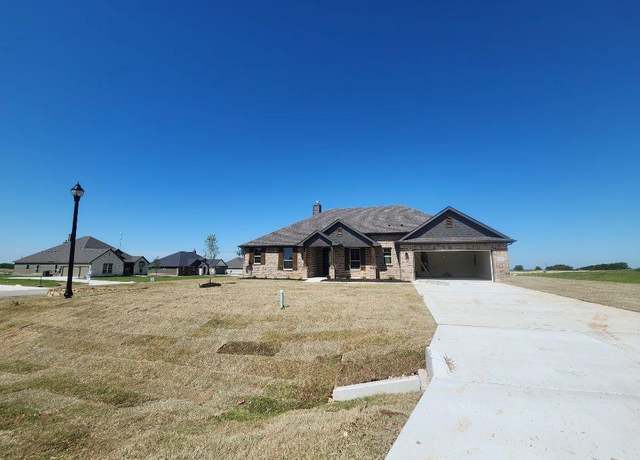 Property at 105 Moss Glen Ln, New Fairview, TX 76078, 4 beds, 2 baths
