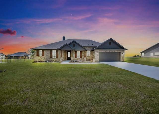 Property at 105 Moss Glen Ln, New Fairview, TX 76078, 4 beds, 2 baths