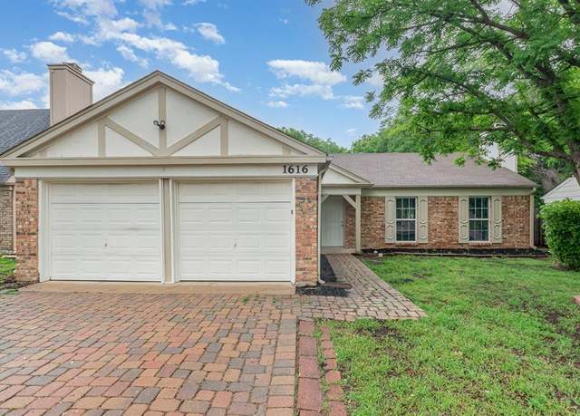 Property at 1616 Homestead St, Flower Mound, TX 75028, 4 beds, 2 baths