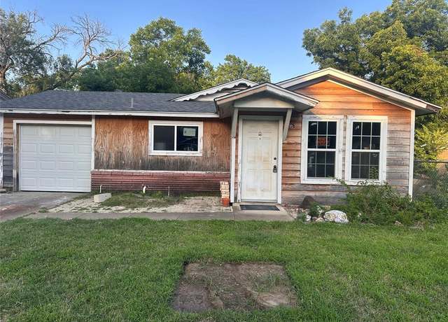 Property at 1305 Hadley Dr, Arlington, TX 76011, 3 beds, 1 bath