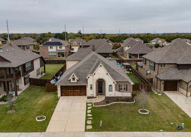 Property at 6308 Sudbury Ln, Mesquite, TX 75181, 4 beds, 3 baths