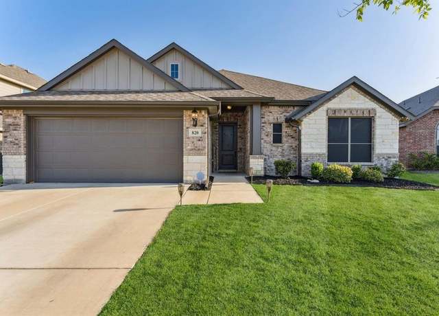 Property at 820 Boomer, Ferris, TX 75125, 4 beds, 2 baths
