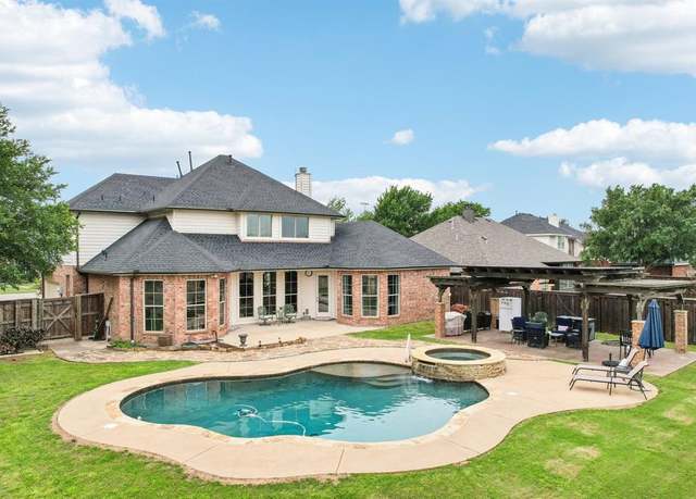 Property at 1101 Shell Beach Dr, Little Elm, TX 75068, 5 beds, 3.5 baths