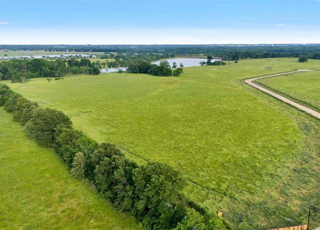 Property at 22800 County Rd, Paris, TX 75462