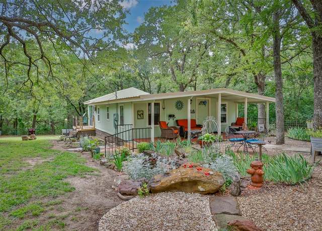 Property at 1459 Scott Hill Rd, Pottsboro, TX 75076, 2 beds, 2 baths