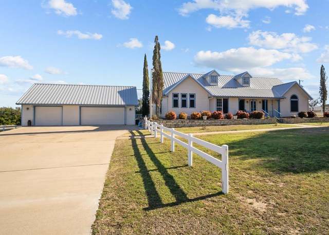Property at 3205 Hummingbird, Granbury, TX 76049, 3 beds, 2.5 baths