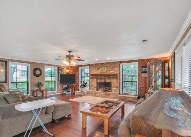 Property at 151 Autumn Wood Trl, Gun Barrel City, TX 75156, 3 beds, 3 baths