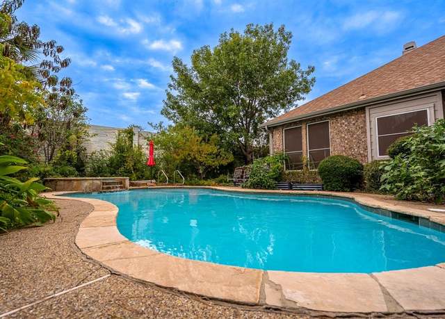 Property at 2515 Cambridge Dr, Heath, TX 75032, 4 beds, 2 baths