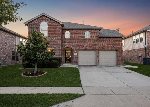 Property at 9121 Liberty Crossing Dr, Fort Worth, TX 76131, 4 beds, 3 baths