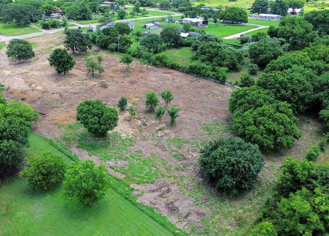 Property at 2013 Tepar Ln, Cleburne, TX 76031