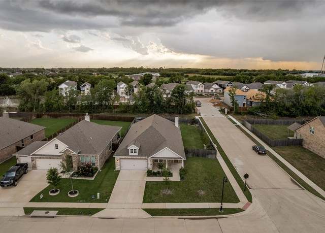 Property at 3137 Greymoore Dr, Anna, TX 75409, 3 beds, 2 baths