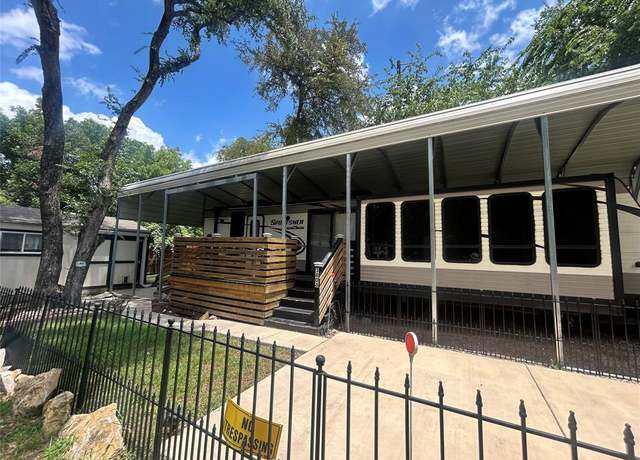 Property at 3808 Clovis Trl, Granbury, TX 76048, 1 bed, 1 bath