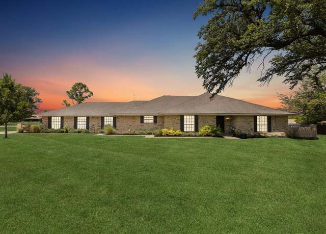 Property at 440 Shiloh Dr, Lucas, TX 75002, 4 beds, 3.5 baths