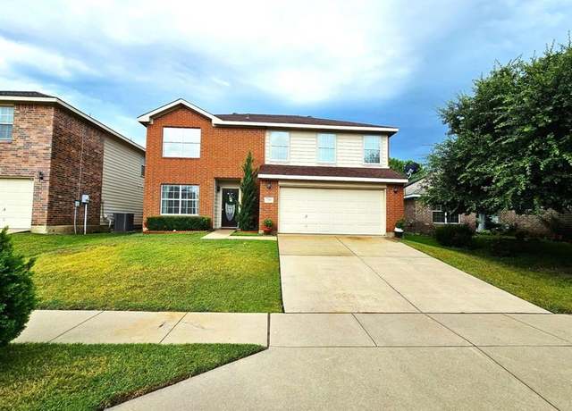 Property at 349 Dakota Ridge Dr, Fort Worth, TX 76134, 3 beds, 2.5 baths