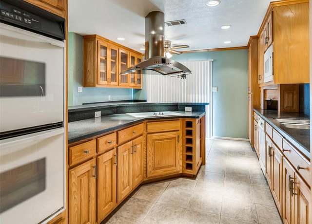 Property at 4241 Longmeadow Way, Fort Worth, TX 76133, 3 beds, 2 baths