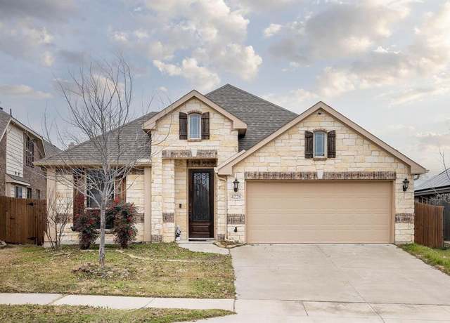 Property at 4228 Sweet Clover Ln, Fort Worth, TX 76036, 3 beds, 2 baths
