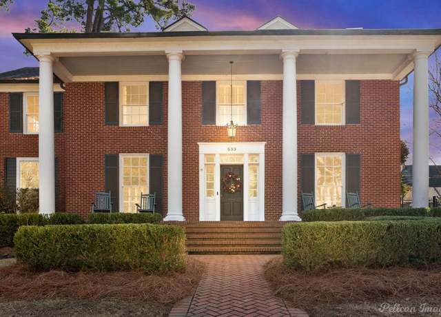 Property at 533 Linden St, Shreveport, LA 71104, 4 beds, 2.5 baths