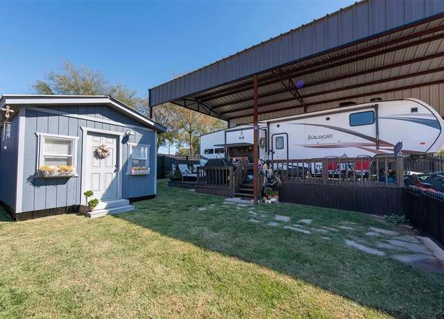 Property at 214 Suma, Quitman, TX 75783, 1 bed, 1 bath