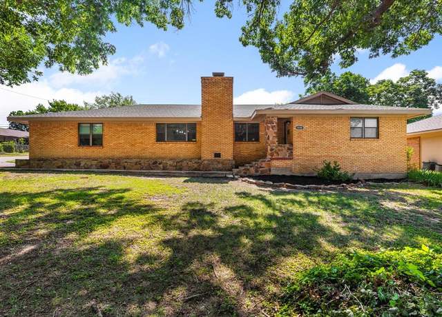 Property at 4108 Grand Lake Dr, Lake Worth, TX 76135, 3 beds, 2 baths