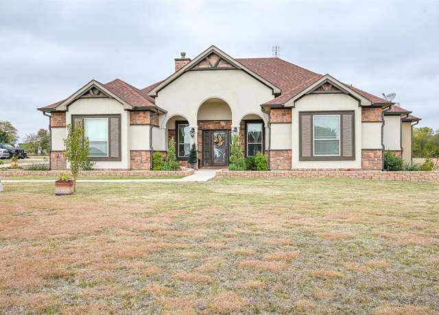 Property at 185 Steel Dust Dr, Red Oak, TX 75154, 4 beds, 3.5 baths