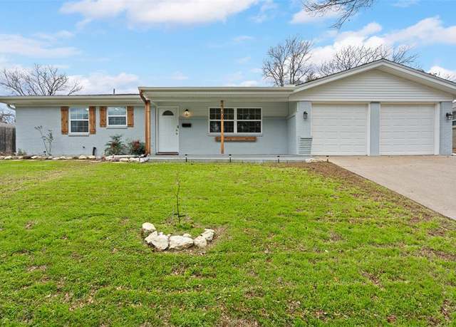 Property at 5209 Winifred Dr, Fort Worth, TX 76133, 4 beds, 2 baths