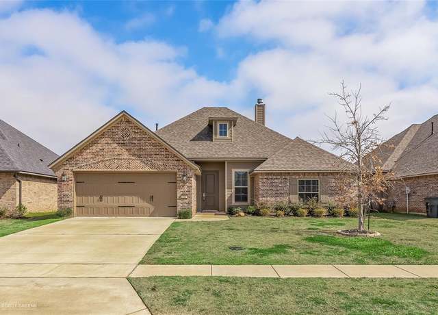 Property at 311 Nandina, Bossier City, LA 71112, 4 beds, 2 baths