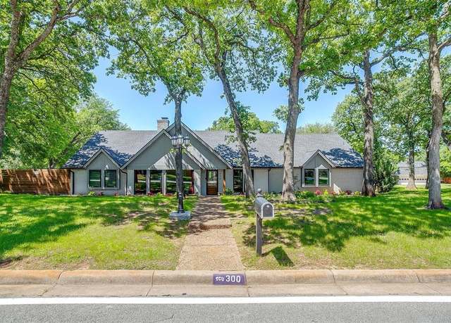 Property at 300 Highwoods Trl, Fort Worth, TX 76112, 3 beds, 2 baths