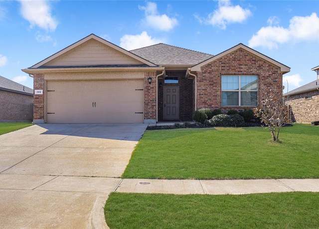Property at 302 Triple Crown Ln, Ponder, TX 76259, 4 beds, 2 baths