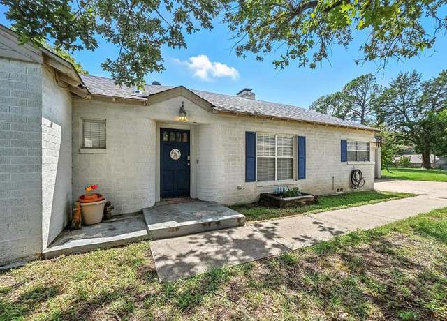 Property at 1204 Princess Ln, Hurst, TX 76053, 3 beds, 2 baths