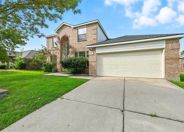 Property at 2002 Northridge Dr, Forney, TX 75126, 4 beds, 2.5 baths