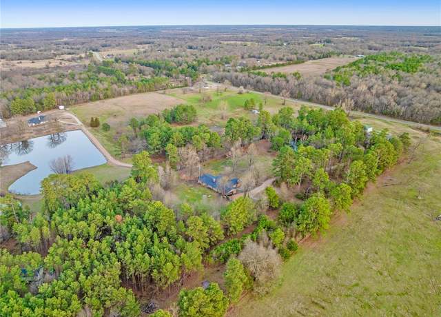 Property at 79 County Road 44190, Powderly, TX 75473, 4 beds, 3.5 baths