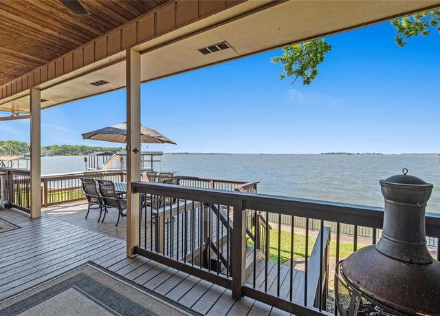Property at 120 Spring Branch Trl, Tool, TX 75143, 3 beds, 2 baths