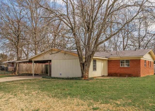 Property at 1320 Mark Ave, Bossier City, LA 71112, 3 beds, 1 bath