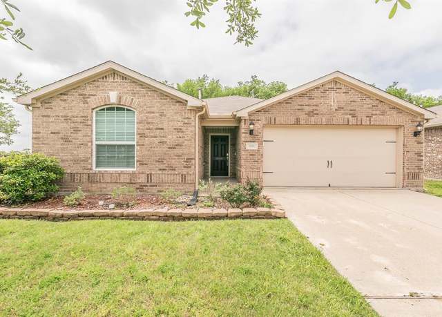 Property at 3001 Rocking Hills Trl, Forney, TX 75126, 4 beds, 2 baths