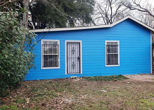 Property at 1607 Marburg St, Dallas, TX 75215, 5 beds, 2 baths