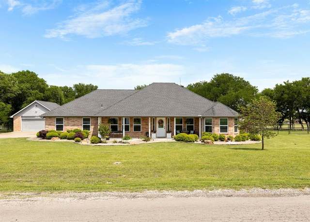 Property at 5223 J R Ct, Royse City, TX 75189, 3 beds, 2 baths