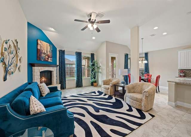 Property at 1109 Hot Springs Way, Celina, TX 75009, 3 beds, 2.5 baths